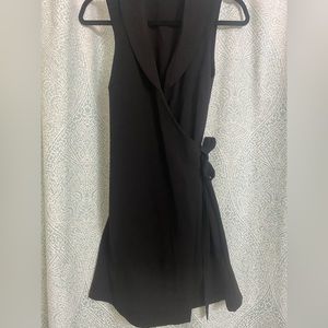 Cute wrap “Stitch Fix” dress.  Never been worn but no tags.